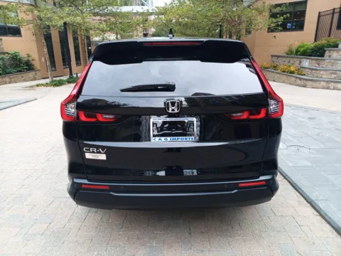 More photos of 2025 HONDA CR-V EX-L at C&G Imports, VA