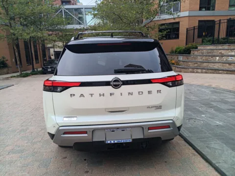 More photos of 2024 NISSAN PATHFINDER PLATINUM at C&G Imports, VA