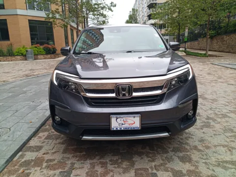 Photos of 2022 HONDA PILOT EX-L for sale in Arlington, VA at C&G Imports