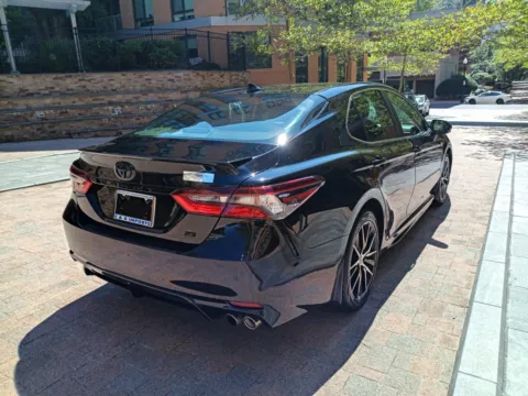 More photos of 2023 TOYOTA CAMRY SE at C&G Imports, VA