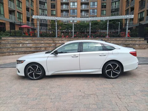 Photos of 2022 HONDA ACCORD SPORT SE for sale in Arlington, VA at C&G Imports