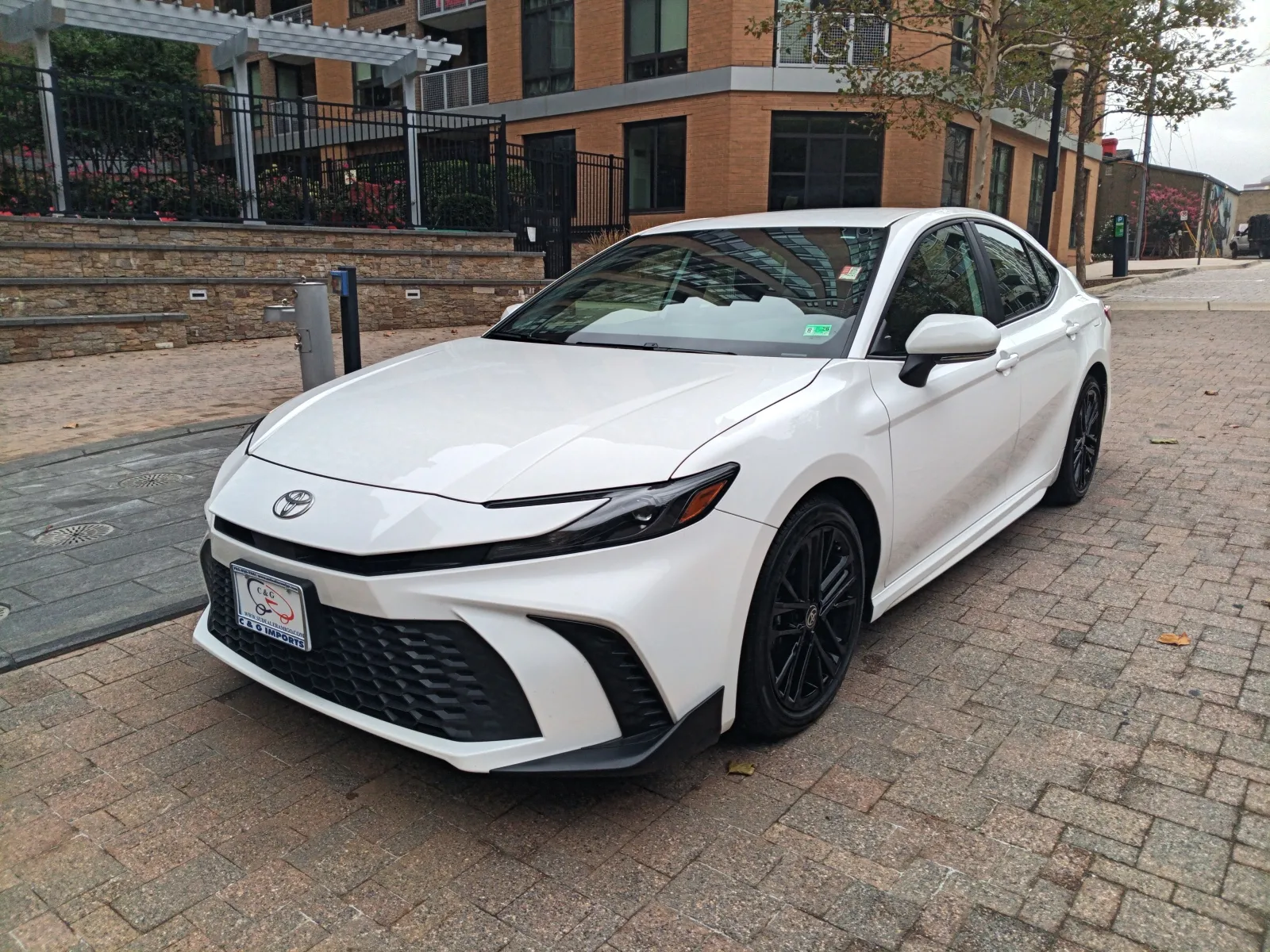 2025 TOYOTA CAMRY HYBRID SE for sale in Arlington, VA
