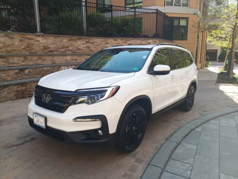 White 2022 HONDA PILOT SE for sale in Arlington, VA