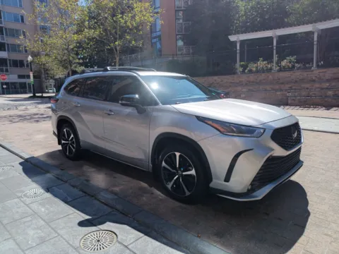 Another view of 2022 TOYOTA HIGHLANDER XSE for sale in Arlington, VA at C&G Imports