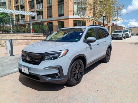 Gray 2022 HONDA PILOT SE for sale in Arlington, VA