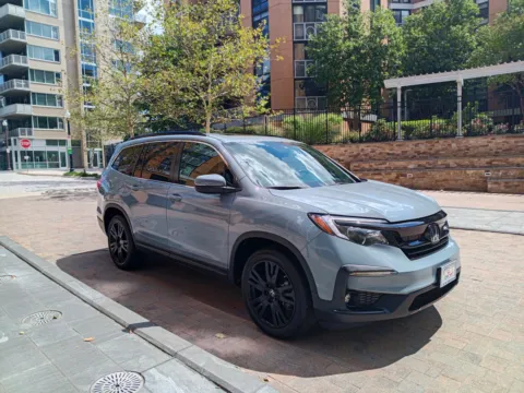 Another view of 2022 HONDA PILOT SE for sale in Arlington, VA at C&G Imports