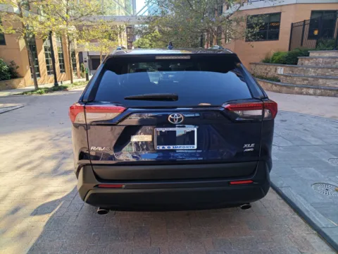 More photos of 2021 TOYOTA RAV4 XLE at C&G Imports, VA