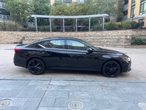 More photos of 2023 NISSAN ALTIMA SR at C&G Imports, VA