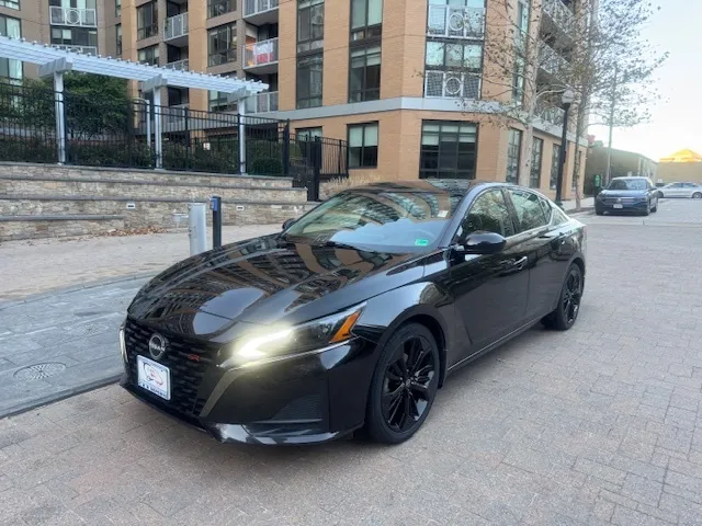 2023 NISSAN ALTIMA SR