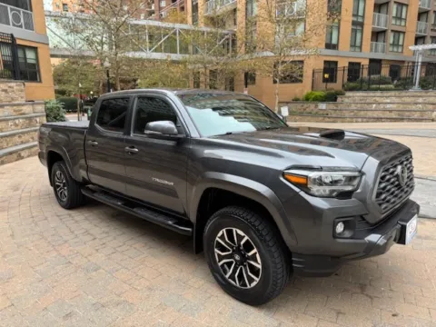 More photos of 2022 TOYOTA TACOMA TRD SPORT at C&G Imports, VA