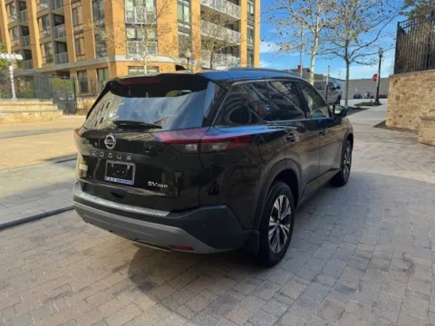 More photos of 2021 NISSAN ROGUE SV at C&G Imports, VA