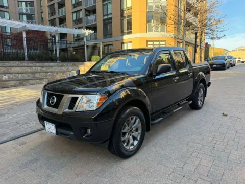Black 2020 NISSAN FRONTIER SV for sale in Arlington, VA