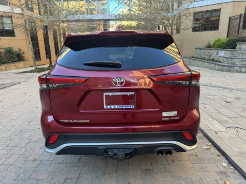 Another view of 2021 TOYOTA HIGHLANDER XSE for sale in Arlington, VA at C&G Imports