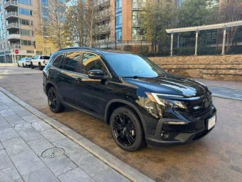 Another view of 2022 HONDA PILOT SE for sale in Arlington, VA at C&G Imports