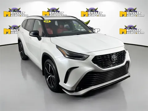 Another view of 2022 Toyota Highlander XSE for sale in Louisville, TN at Monster Motors - Knoxville, TN