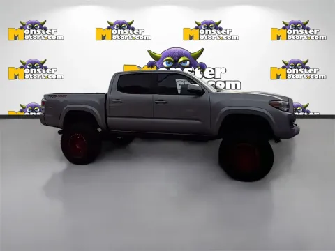 More photos of 2017 Toyota Tacoma TRD Sport at Monster Motors - Knoxville, TN, TN