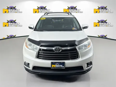 Photos of 2016 Toyota Highlander XLE V6 for sale in Louisville, TN at Monster Motors - Knoxville, TN