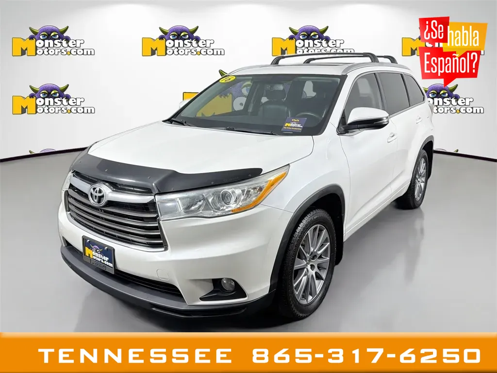 White 2016 Toyota Highlander XLE V6 for sale in Louisville, TN