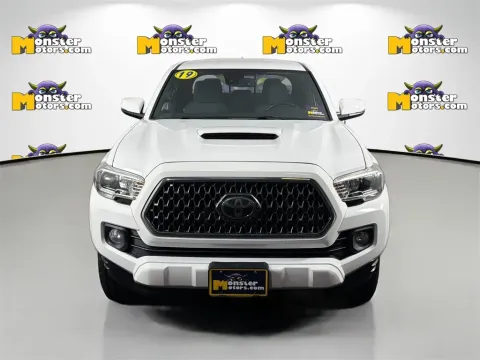 Photos of 2019 Toyota Tacoma SR5 for sale in Louisville, TN at Monster Motors - Knoxville, TN