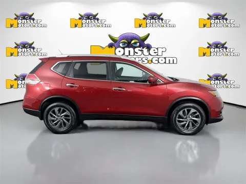 More photos of 2016 Nissan Rogue SL at Monster Motors - Knoxville, TN, TN
