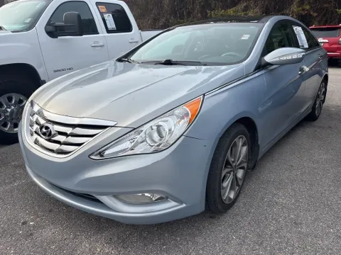 Photos of 2013 Hyundai Sonata Limited for sale in Louisville, TN at Monster Motors - Knoxville, TN