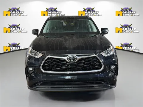 Photos of 2021 Toyota Highlander Limited for sale in Louisville, TN at Monster Motors - Knoxville, TN