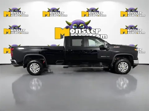 More photos of 2024 Chevrolet Silverado 2500HD LT at Monster Motors - Knoxville, TN, TN