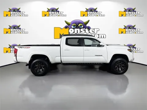 More photos of 2017 Toyota Tacoma SR5 at Monster Motors - Knoxville, TN, TN