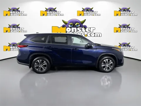 More photos of 2023 Toyota Highlander L at Monster Motors - Knoxville, TN, TN