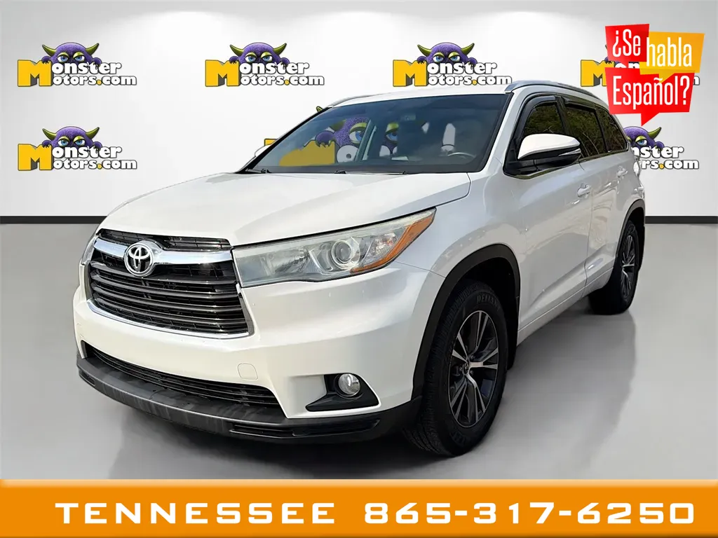 White 2016 Toyota Highlander XLE V6 for sale in Louisville, TN