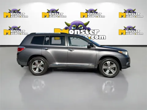 More photos of 2013 Toyota Highlander Limited at Monster Motors - Knoxville, TN, TN