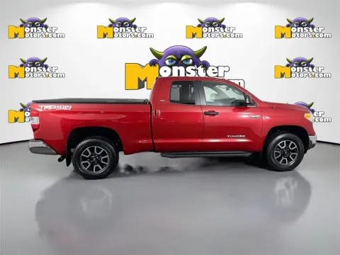 More photos of 2017 Toyota Tundra SR5 at Monster Motors - Knoxville, TN, TN
