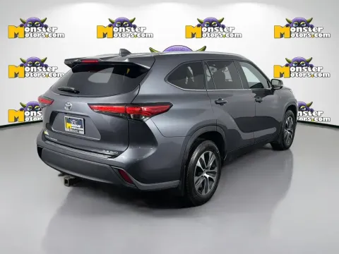 More photos of 2023 Toyota Highlander L at Monster Motors - Knoxville, TN, TN