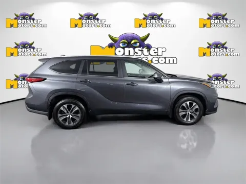 More photos of 2023 Toyota Highlander L at Monster Motors - Knoxville, TN, TN