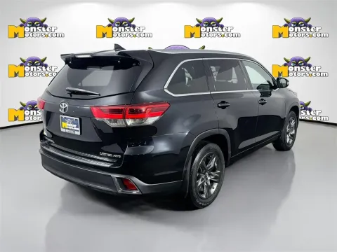 More photos of 2017 Toyota Highlander Limited at Monster Motors - Knoxville, TN, TN
