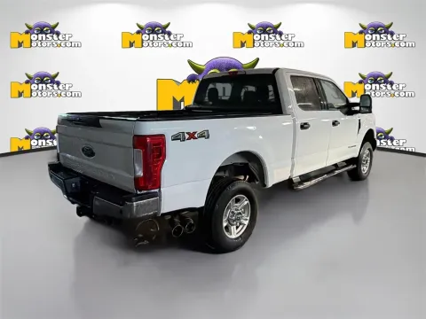 More photos of 2017 Ford F-250SD XLT at Monster Motors - Knoxville, TN, TN