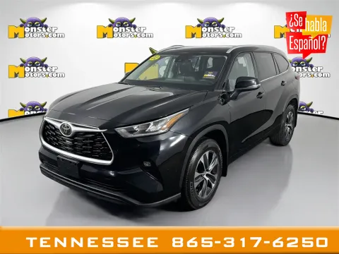 Black 2022 Toyota Highlander XLE for sale in Louisville, TN