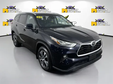 Another view of 2022 Toyota Highlander XLE for sale in Louisville, TN at Monster Motors - Knoxville, TN