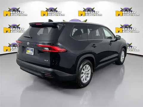 More photos of 2024 Toyota Grand Highlander XLE at Monster Motors - Knoxville, TN, TN