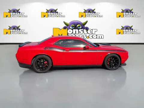 More photos of 2019 Dodge Challenger R/T at Monster Motors - Knoxville, TN, TN