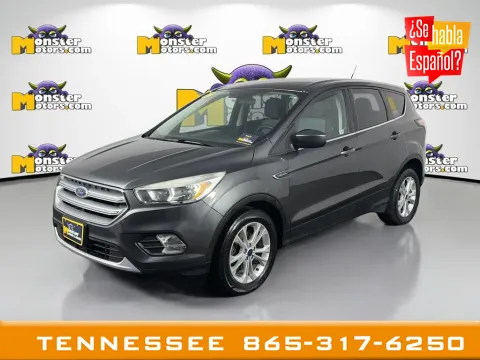 Gray 2017 Ford Escape SE for sale in Louisville, TN