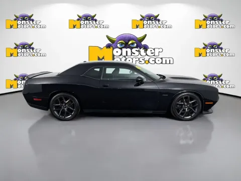 More photos of 2019 Dodge Challenger R/T at Monster Motors - Knoxville, TN, TN
