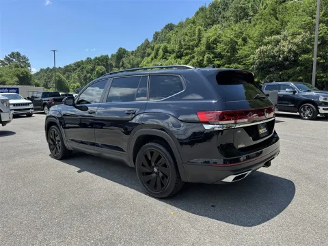 Another view of 2024 Volkswagen Atlas 2.0T SE w/Technology for sale in Louisville, TN at Monster Motors - Knoxville, TN