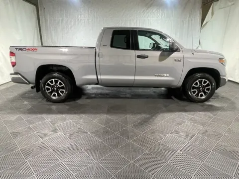 More photos of 2018 Toyota Tundra SR5 at Monster Motors - Knoxville, TN, TN