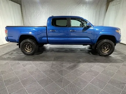More photos of 2016 Toyota Tacoma Limited at Monster Motors - Knoxville, TN, TN