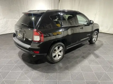 More photos of 2017 Jeep Compass Latitude at Monster Motors - Knoxville, TN, TN