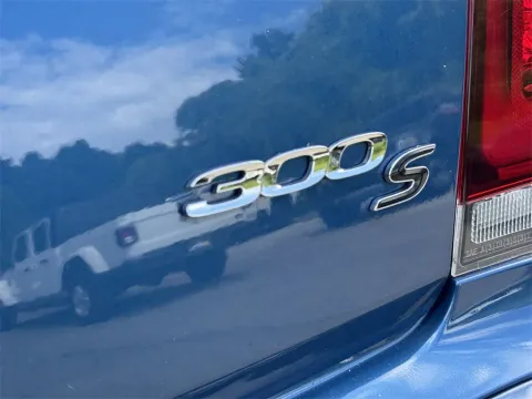 More photos of 2020 Chrysler 300 S at Monster Motors - Knoxville, TN, TN