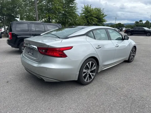 More photos of 2017 Nissan Maxima Platinum at Monster Motors - Knoxville, TN, TN