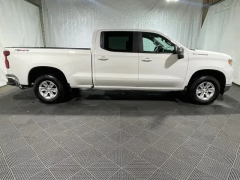 More photos of 2023 Chevrolet Silverado 1500 LT at Monster Motors - Knoxville, TN, TN