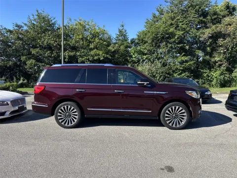 More photos of 2019 Lincoln Navigator Reserve at Monster Motors - Knoxville, TN, TN
